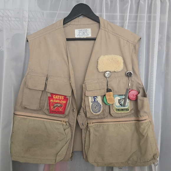 Orvis Other - Orvis Tan Fishing Vest with Unique Patches